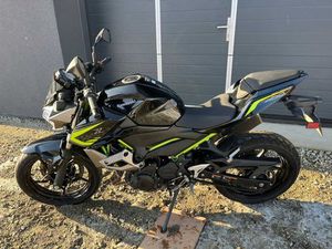 KAWASAKI Z 400 KAT A2 20 ROK SLUPCA
