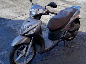 SUZUKI UX 125 2014 ГОД ЗАПАЗЕН СКУТЕР ГР. СОФИЯ ЦЕНТЪР