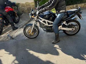 SUZUKI SV 650
