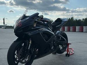 SUZUKI GSX-R K7 TOP GEPFLEGT