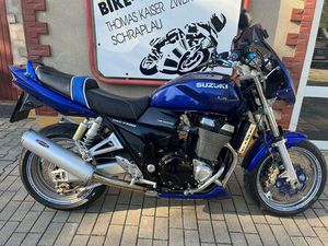 SUZUKI GSX 1400 MIT SEITENKOFFERN , BOS