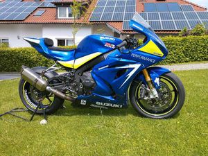 SUZUKI GSXR GSX-R 1000 L7 RENNSTRECKE RENNMASCHINE RACEBIKE