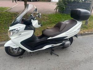 SUZUKI AN 400 BURGMAN MIT ABS KM 30891 TÜV&AU 11.2027