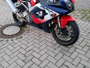 HONDA CBR 900 RR / SC 44