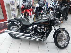 HONDA VT750 BLACK WIDOW