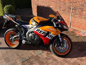 HONDA CBR 1000RR SC57