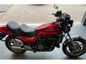 HONDA VF 750S MIT NEUEN TÜV