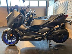 YAMAHA X-MAX 125 CCM