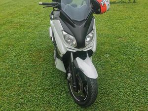 YAMAHA X MAX 125