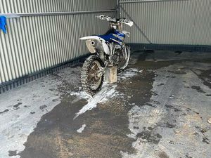 YAMAHA YZ250F 4TAKT