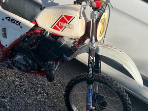 YAMAHA YZ465 TYP 4V4 BJ1981 TWINSHOCK