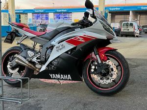 YAMAHA R6 RJ15