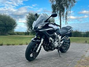 YAMAHA FAZER RJ07