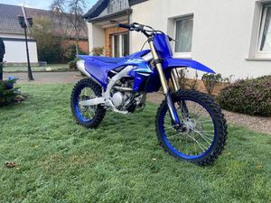 YAMAHA YZ 250 F VOLLCROSS MASCHINE MODEL 2025 NEU.