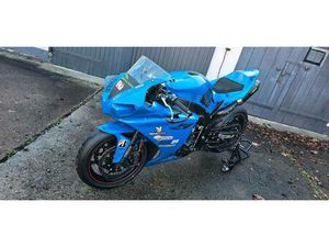 YAMAHA R1 RN221 RACEBIKE