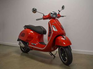 VESPA GTS SUPER 125