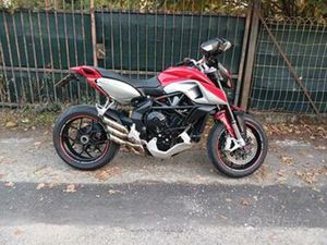 MV AGUSTA RIVALE 800 - 2014