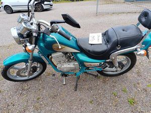 HYOSUNG GA 125 CRUISE 2