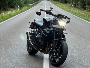 YAMAHA MT-09