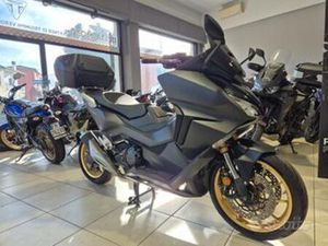 HONDA FORZA 750 DCT URBAN