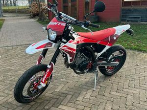 FANTIC XMF 125 PERFORMANCE - 2024 - ROT - NEUWERTIG