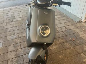 NIU NQI GTS EXTENDED RANGE (2X 35AH)