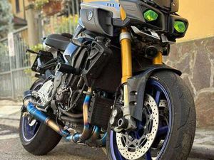YAMAHA MT-10 SP NERO