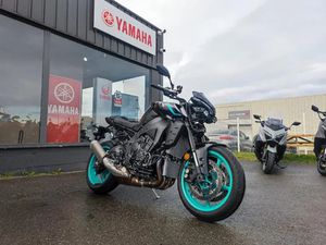 YAMAHA MT10 2025