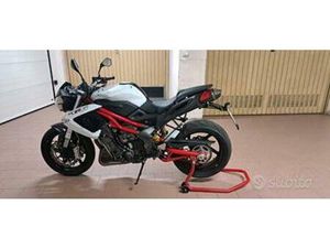 BENELLI TORNADO NAKED TRE CENTURY RACER