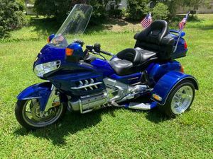 2001 GOLDWING 1800 TRIKE - RECONDITIONED