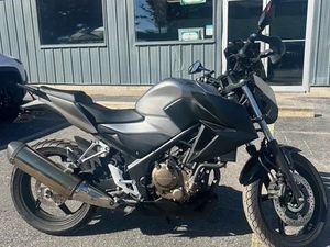 2017 HONDA CB300