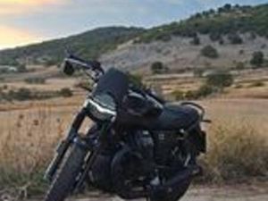 MOTO GUZZI V7 IV - 2021