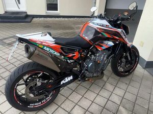 KTM DUKE 790