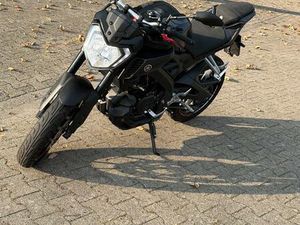 YAMAHA MT-125