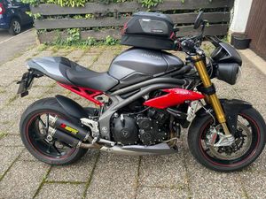 TRIUMPH SPEED TRIPLE R 1050 NN01
