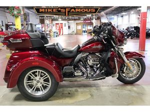 2016 HARLEY-DAVIDSON TRI GLIDE® ULTRA