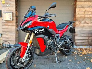 ② BMW S1000XR 2022