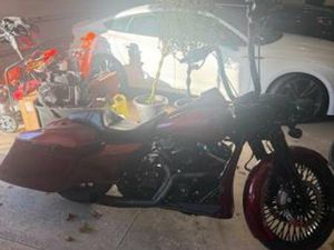 2017 ROAD KING SPECIAL