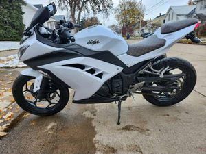 2013 KAWASAKI NINJA 300