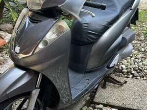 HONDA SH 300 ARGENTO