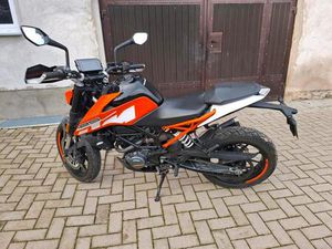 KTM DUKE 125