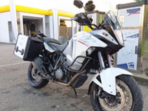 KTM 1290 SUPER ADVENTURE