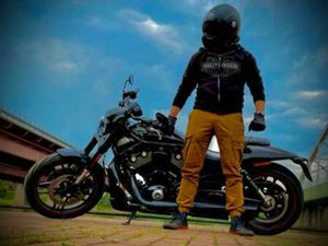 HARLEY-DAVIDSON NIGHT ROD - 2012 - NIEUWSTAAT! — MOTOREN | HARLEY-DAVIDSON — MARKTPLAATS