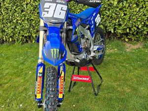 ② YAMAHA 250 YZF 2025