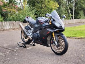 APRILIA RSV 4 1100 FACTORY