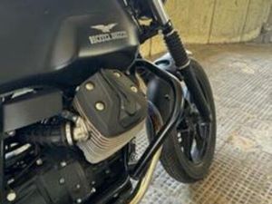 MOTO GUZZI - GUZZI V7 STONE
