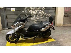 YAMAHA - XMAX 125