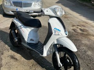 PIAGGIO LIBERTY →