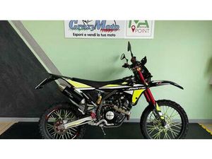 VENDO FANTIC MOTOR XEF 125 COMPETITION 4T (2022) USATA A FROSSASCO (CODICE 9889749) - MOTO.IT