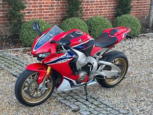 HONDA CBR1000RR FIREBLADE SP SUPER SPORTS PETROL MANUAL EURO 4 (192 PS) 1000 CC